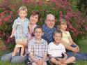 1TheFam2005.jpg (112984 bytes)
